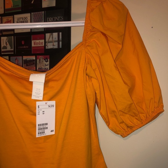 XS puff sleeve blouse - Picture 3 of 4